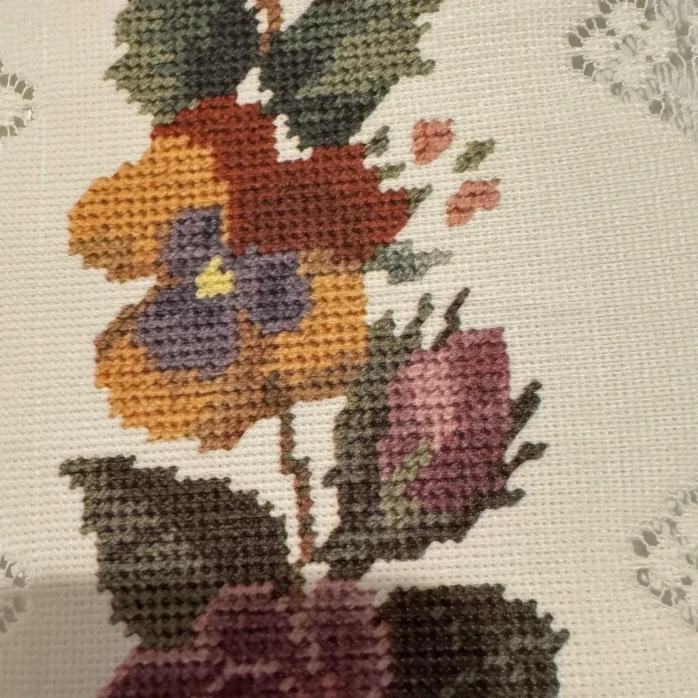 Vertical Wall Hanging Tapestry With Floral Design
